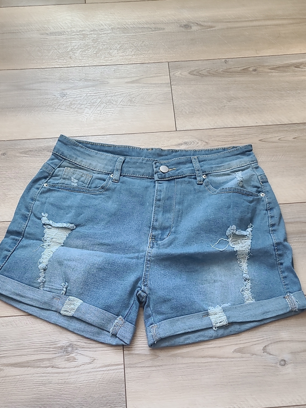 Classic Distressed Denim Women's Shorts - Blue. BB 32
